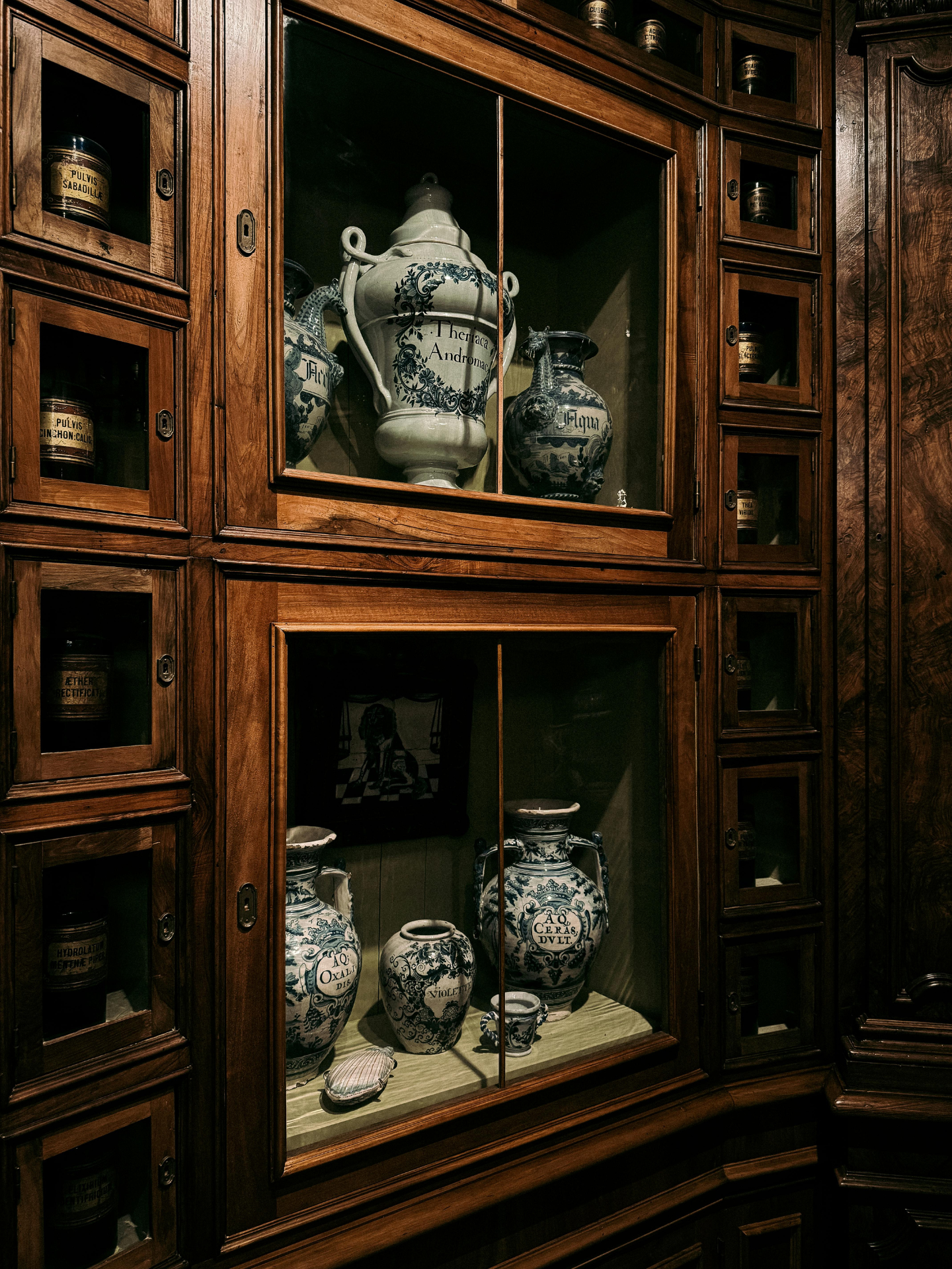 vaisselier réalisé par l'atelier Vasselin